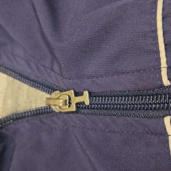 CHAMPION LIGHTWEIGHT FLANNEL LINED WINDBREAKER ZIP-UP JACKET. SIZE LARGE. - Picture 10 of 12